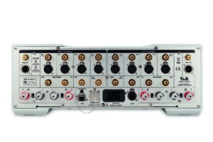 Der PA 3100 HV ist eine Weiterentwicklung des PA 3000 HV und ist in den meisten Baugruppen identisch.