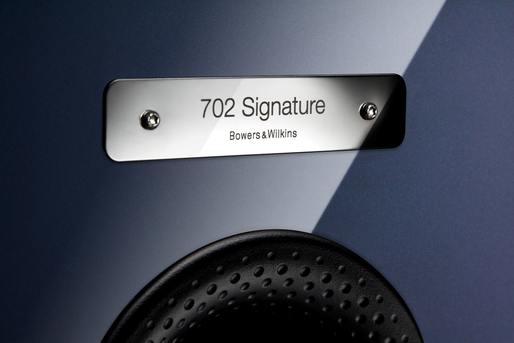 Bowers & Wilkins 702 Signature Lautsprecher Speaker Farbe Midnight Blue Metallic