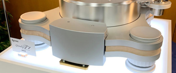 Esoteric Grandioso T1: Erster High-End Plattenspieler Turntable