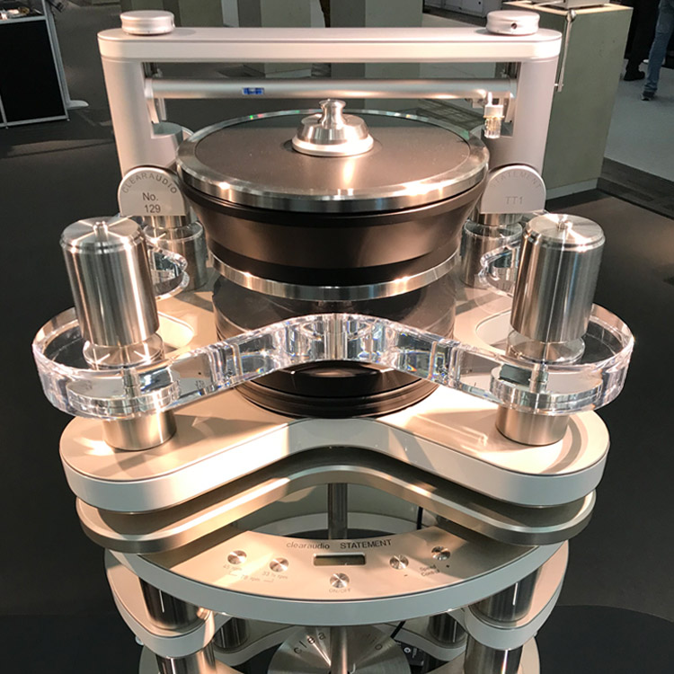 Clearaudio Statement V2 Plattenspieler Turntable High End Munich 2022