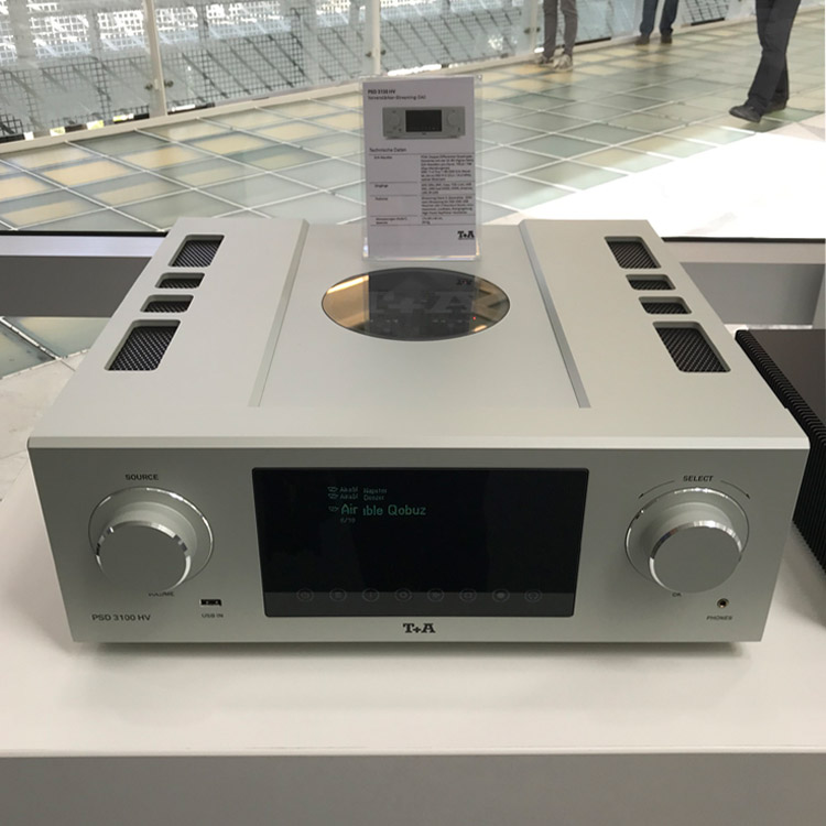 T+A PSD 3100 HV Vorverstaerker Streaming DAC Amp Pre High End Munich 2022