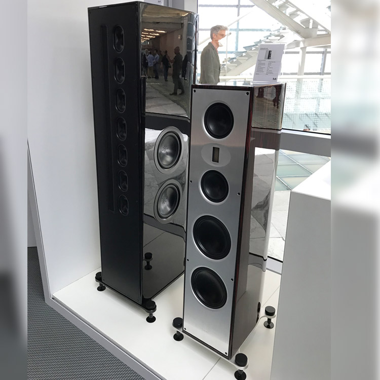 T+A Solitaire S Loudspeaker Lautsprecher High End Munich 2022