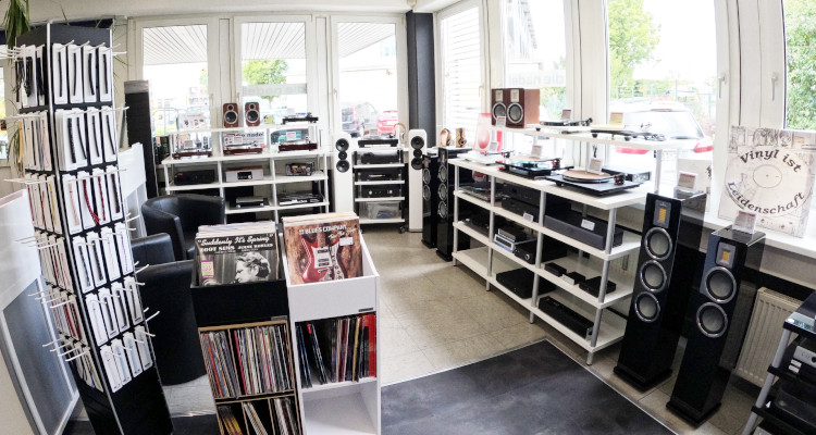 Fachhändler des Monats Die Nadel Dormagen Vinyl HiFi Schallplatten Shop Lautsprecher Audiovector