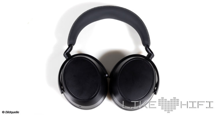 Sennheiser Momentum 4 Wireless liegend