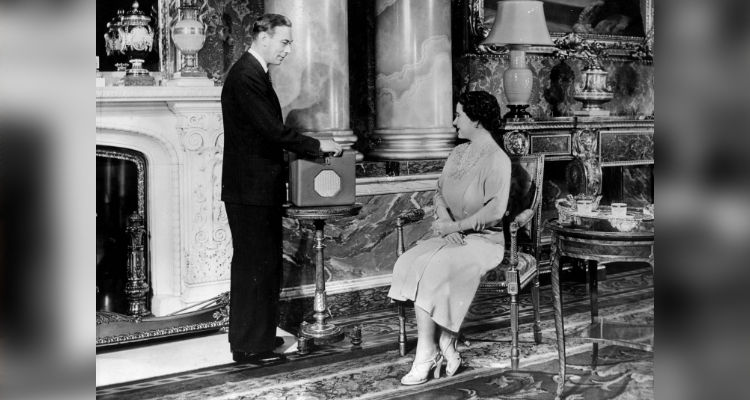 90_Jahre_Roberts_Radio Queen Mother und King George VI