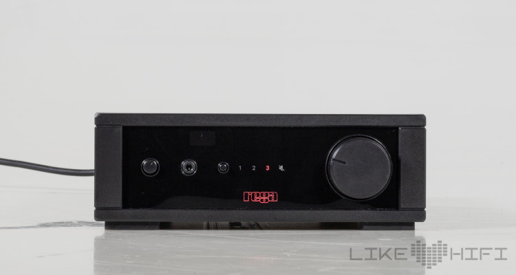 Test Rega HiFi Anlage System One io Verstärker Amp