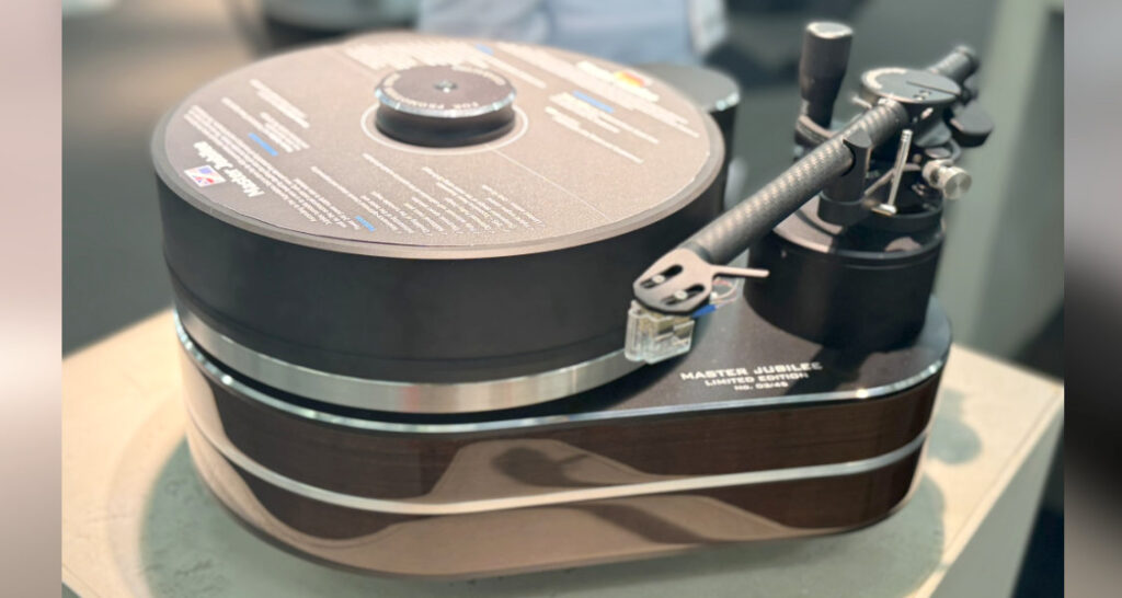 Clearaudio Master Jubilee Plattenspieler