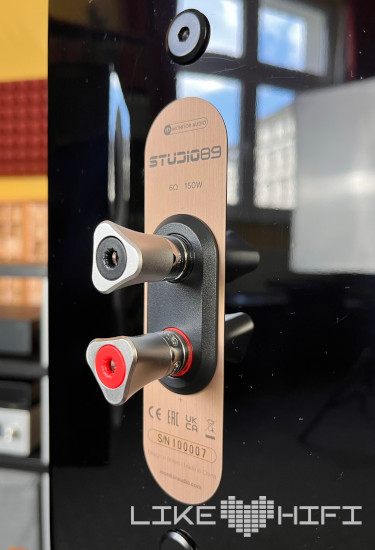 Monitor Audio Studio 89 Rückseite Anschlüsse
