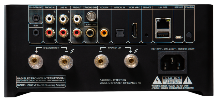 NAD C 700 V2 Rückseite