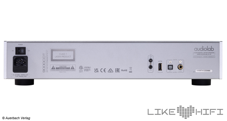 Als reiner Transporter verzichtet der 9000CDT auf einen DAC (Digital Analog Converter). Dementsprechend verfügt der 9000CDT rüc
k-
seitig einzig über digitale Schnittstellen