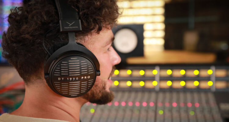 Beyerdynamic DT 1990 PRO MKII