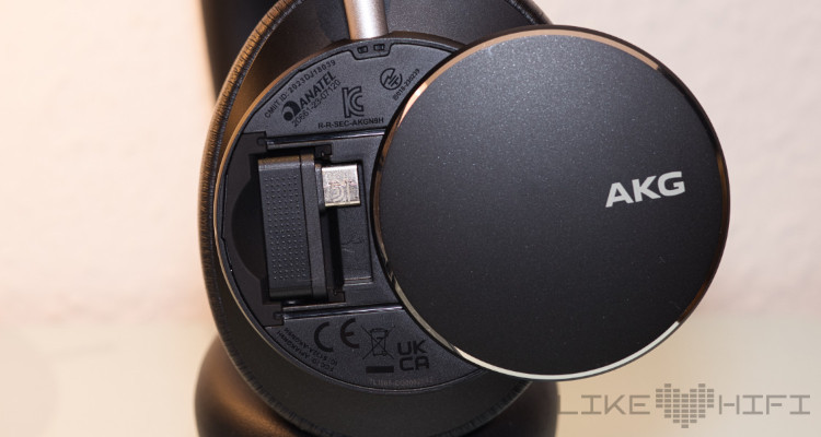 AKG N9 Hybrid Kabelloser Over-Ear-Kopfhörer Dongle