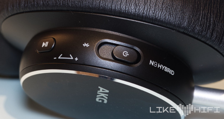 AKG N9 Hybrid Kabelloser Over-Ear-Kopfhörer Button