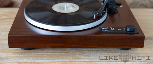 Foto des Dual CS 529 Plattenspielers