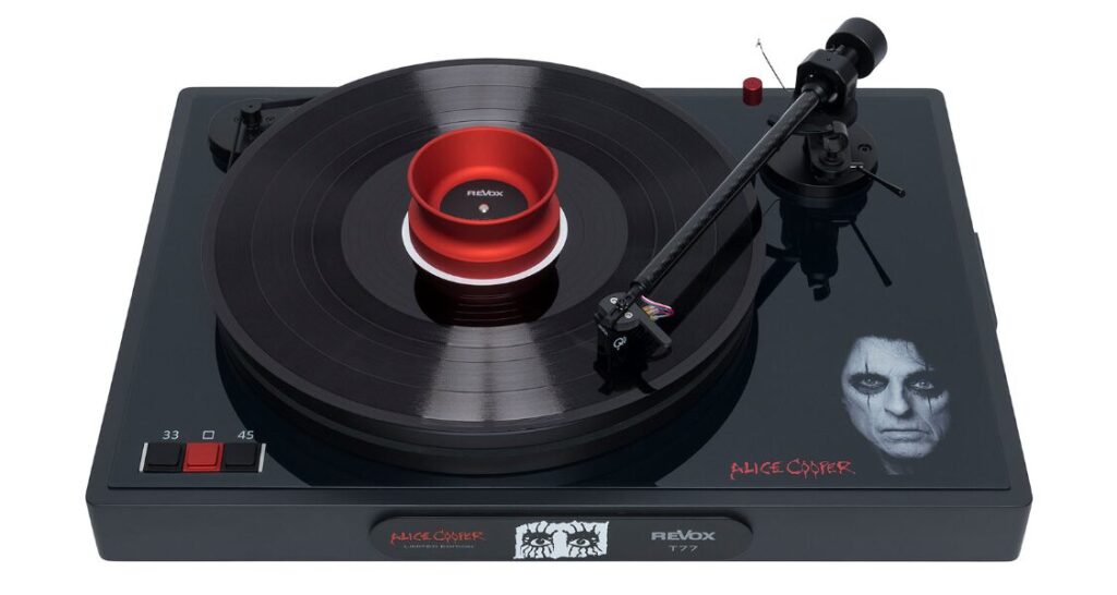Alice Cooper x Revox: T77