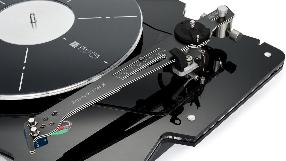 Vertere DG X Plug & Play Plattenspieler Schwarz Tonarm