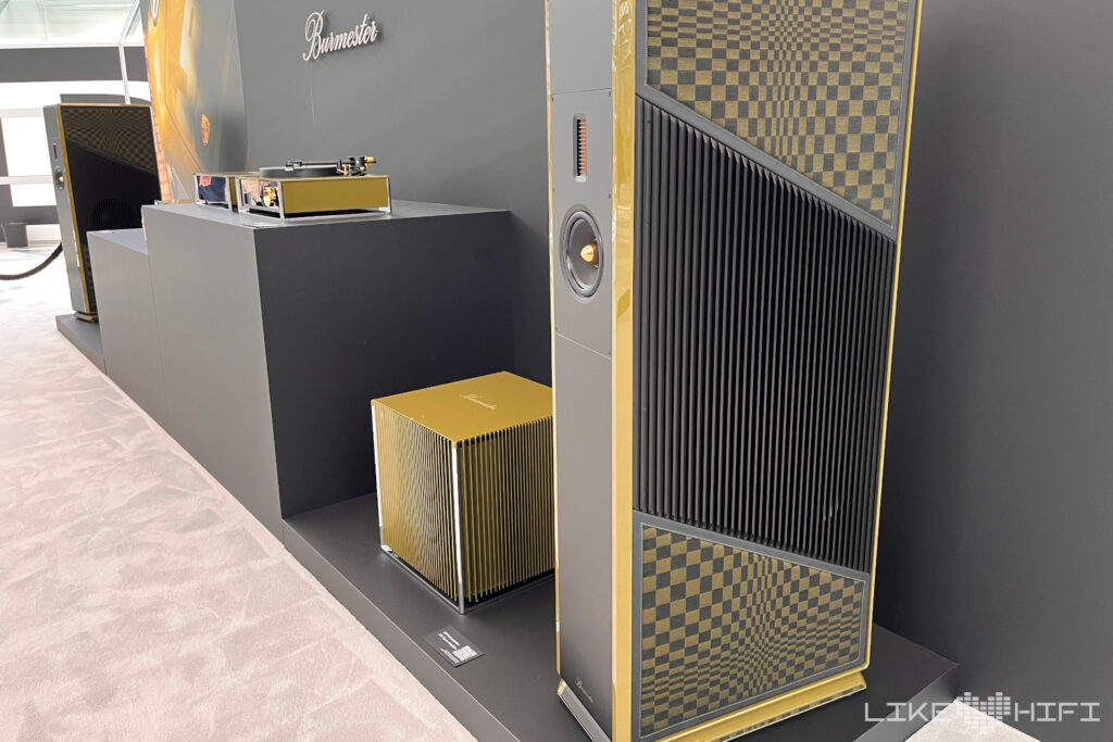 Burmester x Porsche BESPOKE-Anlage