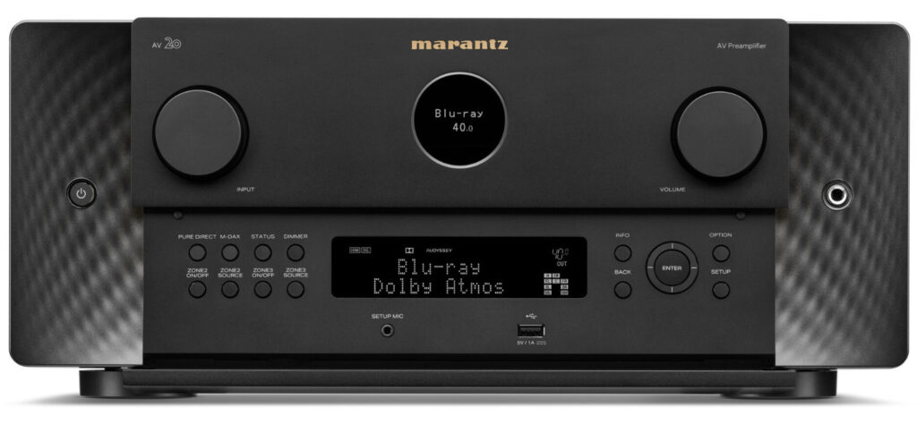 Marantz AV 20 mit offener Frontklappe