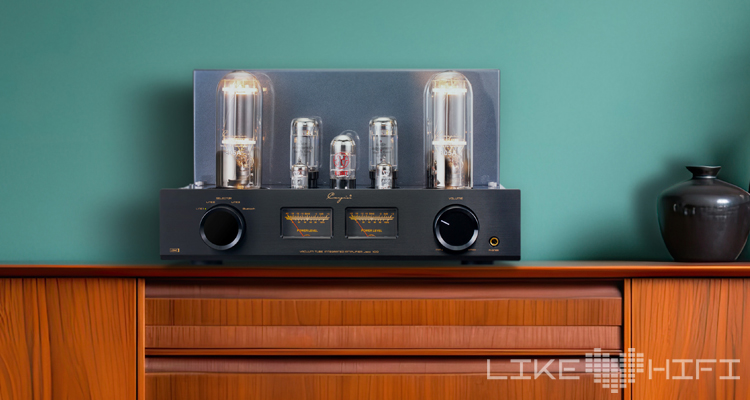 Cayin Jazz 100 auf Kommode
