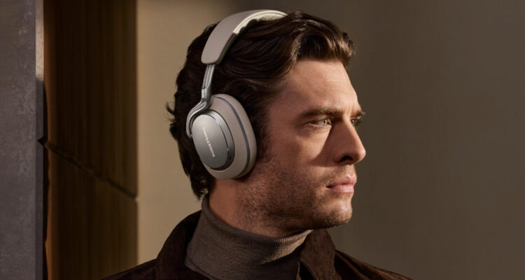 Bowers & Wilkins Px8 S2